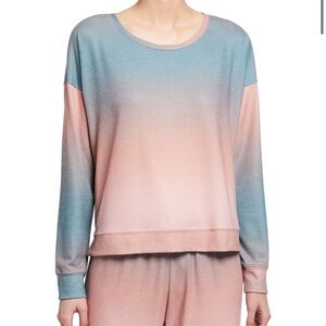 Onzie crew pullover sweatshirt beach balm